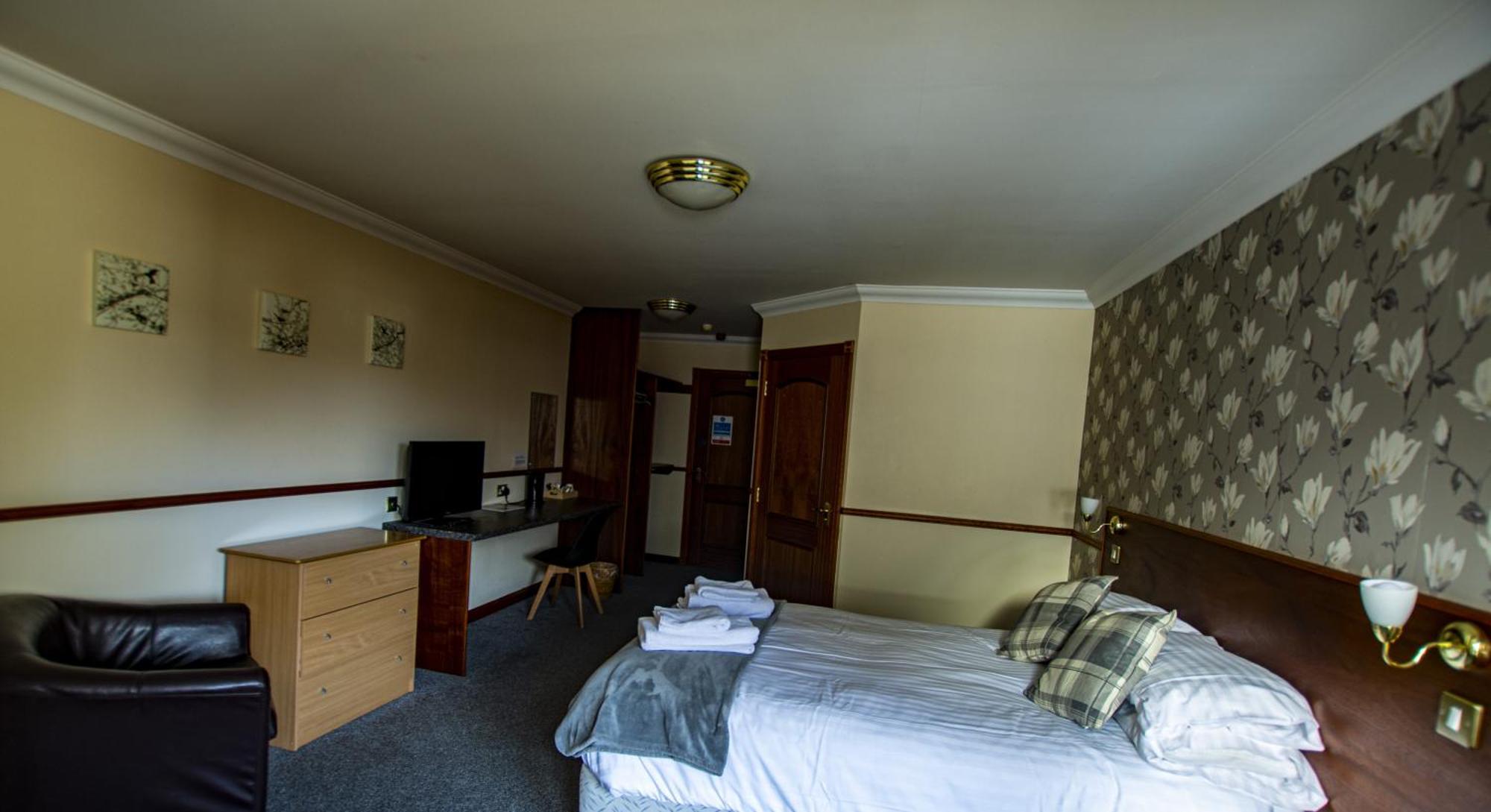 Findlay'S Hotel Fraserburgh Exterior photo